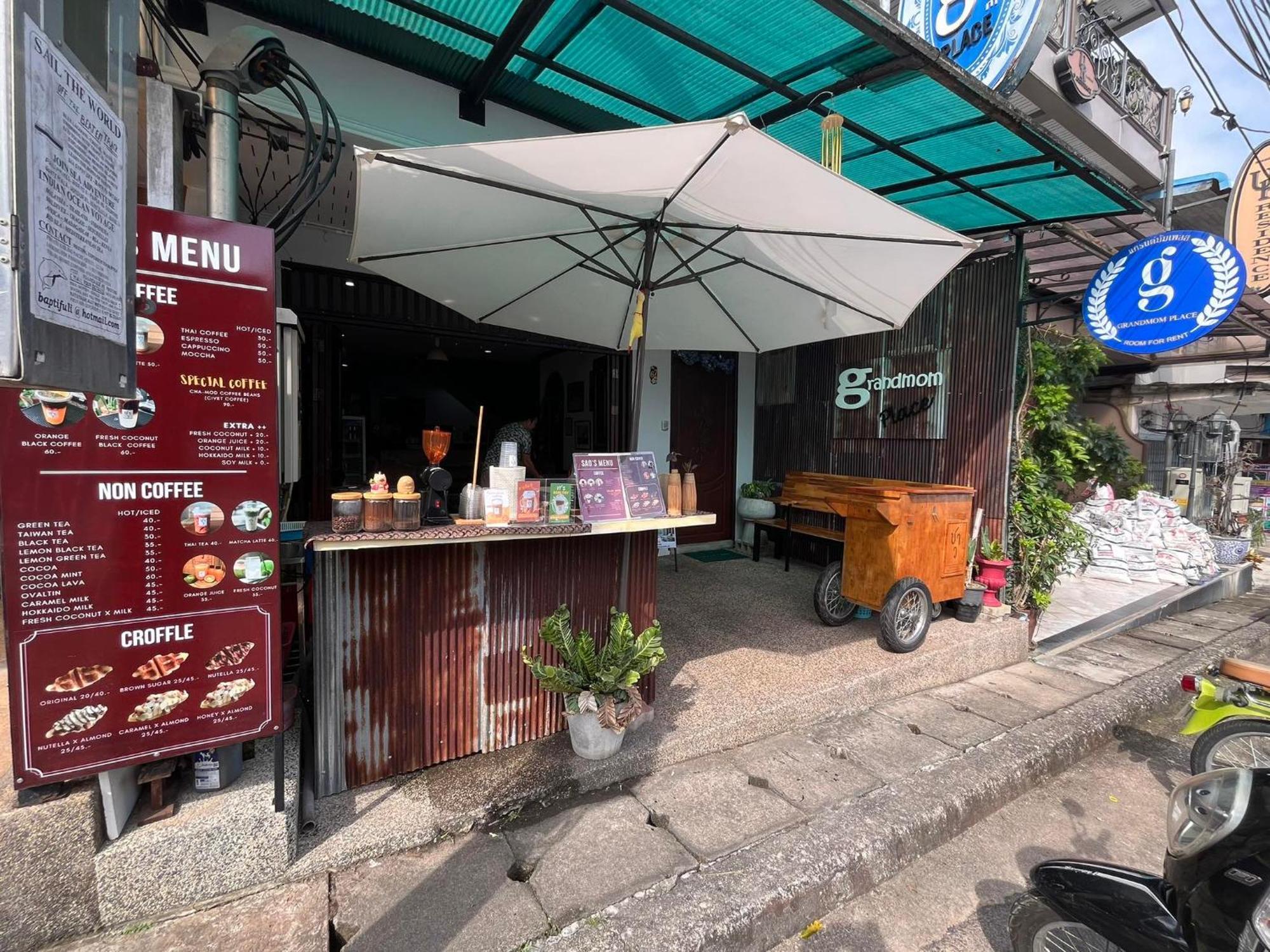 그랜드맘 플레이스 호텔 끄라비 외부 사진